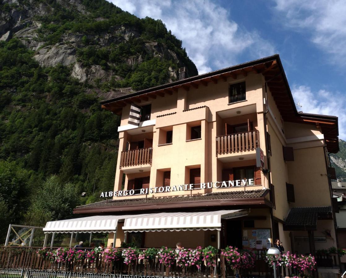 סן מרטינו Hotel Ristorante Bucaneve מראה חיצוני תמונה